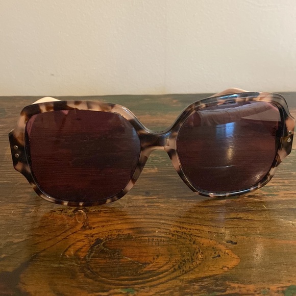 Dior Sunglasses - Picture 2 of 8